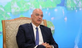 Гръцкият външен министър се надява да посети Киев утре