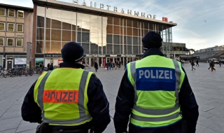 Германската полиция разследва 1000 случая на сексуални нападения