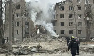 Woman and three children killed in Russian strike in Zelensky's hometown 