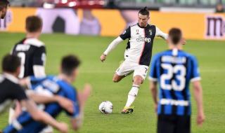 Роналдо към Марадона: Ти си номер 1, но... след мен! (ВИДЕО)