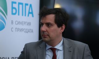 Светослав Бенчев: Най-много шест месеца ще продължи схемата с отстъпката за горивата 