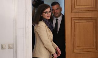 Външната комисия на НС обсъжда френското предложение за спора с РСМ