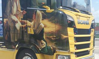 Тунинг на Scania с Исус Христос (СНИМКИ)