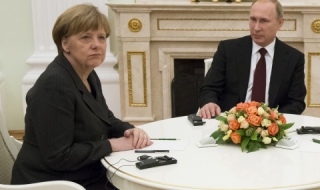 Работен обяд на Меркел и Путин на 10 май