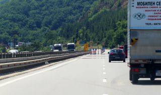 Ограничения на движението в „Топли дол“ 