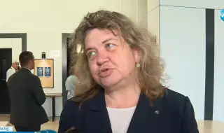"Възраждане" започва консултации за сваляне на Киселова като председател на НС