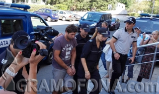 Костадин Стоянов остава в ареста