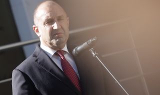 Президентът: За 150 г. България преживя много – възход, терор, триумфи и крушения, но почитта на българите към Левски остана свята