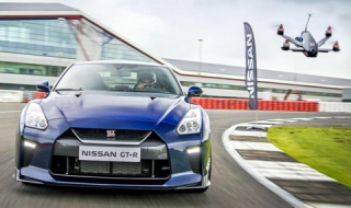 Nissan GT-R се изправя в битка срещу дрон