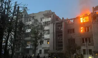Ракетен обстрел в Лвов: Поразени са сгради, има ранени