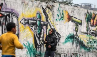 Бетонна стена на границата с Газа