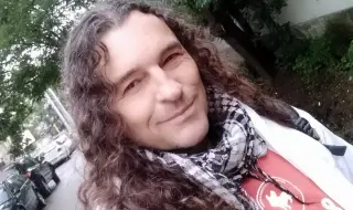 Деян Неделчев - Икебаната се ядоса на "Аз обичам България": Аматьорска работа 