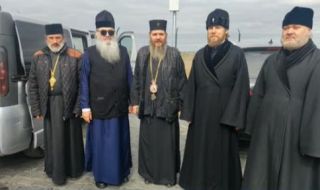 Свещеници от Силистра посетиха Украйна с хуманитарна помощ