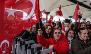 Турската опозиция заседава в американски хотел