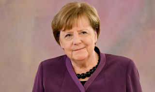 Подоляк към Меркел: Спрете да се оправдавате!