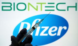 Пристигнаха нови 273 780 дози ваксина на Pfizer/BioNTech