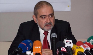 Уволниха шефа на АПИ