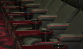 Кината пред фалит