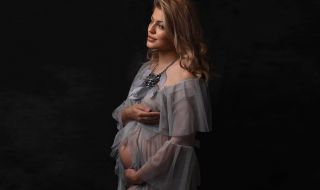 Мисис България бременна с трето 