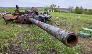 Доклад: Русия е загубила половината си танкове в Украйна