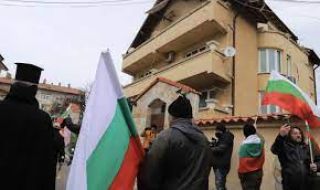 Пиарът на ГЕРБ: Човек от шпицкомандите срещу дома на Борисов стана зам.-министър