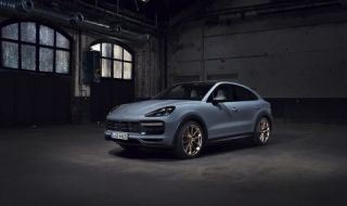 Porsche готви още по-голям кросоувър
