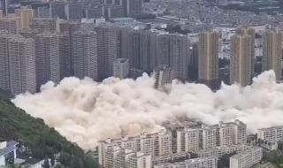 Разрушиха 15 небостъргача с един взрив (ВИДЕО)
