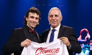 Филмът за Христо Стоичков излиза с две заглавия - едно за България и едно за чужбина