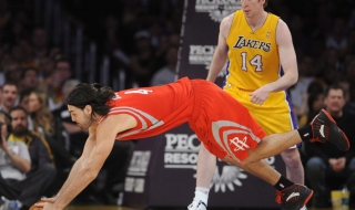 Сан Антонио с десета поредна победа