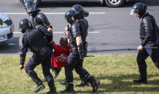 В Беларус са арестували 6000 души