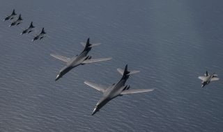 НАТО тренира война срещу Русия! Големи учения с участието на бойни самолети започнаха в Северна Европа 
