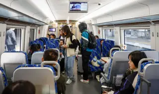Пекин спря движението на влаковете