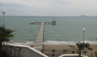 Радио Бургас пуска новини на английски и руски