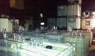Задържаха над 30 тона нелегален алкохол в София