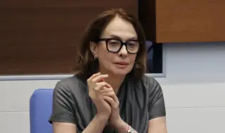 Надежда Нейнски: 2600 българи са евакуирани от Близкия изток. В последните два самолета е имало и празни места