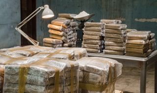 Конфискувани са близо 14 тона наркотици в Еквадор