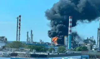 Четирима загинали и десетки ранени при удар с дронове в Старобелск, съобщават местни власти