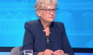 Комитова: Които идват с комерсиална цел в „Български възход“, няма да оцелеят