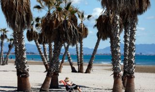 Испания посреща десетки милиони туристи