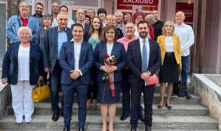 Нинова в Хасково: „Възраждане” отказаха подкрепа за вот на недоверие