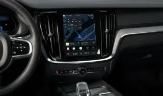 Volvo пуска нов софтуер за 2.5 милиона автомобила от целия свят