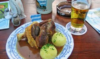 Рецепта на деня: Свински джолан с ароматен сос