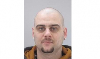 Издирват рапъра Сарафа