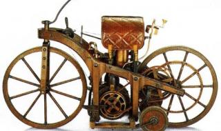 29 август 1885 г. Даймлер получава патент за мотоциклет