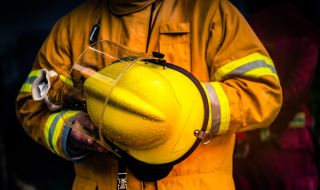 Шлем с изкуствен интелект помага на пожарникари да "виждат през дим" (ВИДЕО)