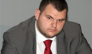 Прокуратурата прекрати разследването за опит за убийство на Пеевски