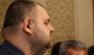 Пеевски се готви за идване на власт, а за целта Борисов и Радев не му трябват