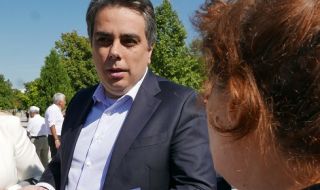 Асен Василев: Бюджетите, които ние направихме, показаха, че в България може да се прави социална политика