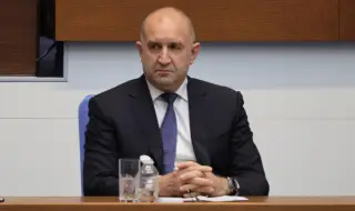 Радев: Надявам се да се избегне арбитраж по темата „Лукойл“