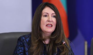 Генчовска се срещна с Херо Мустафа